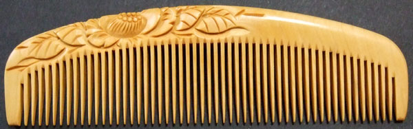 Carved boxwood comb-13.5cm -Camelia-(Japanese Tsubaki)