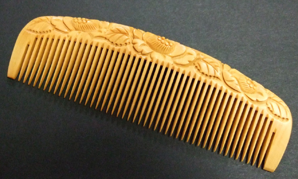 Carved boxwood comb -12cm-Camelia (Tsubaki)-
