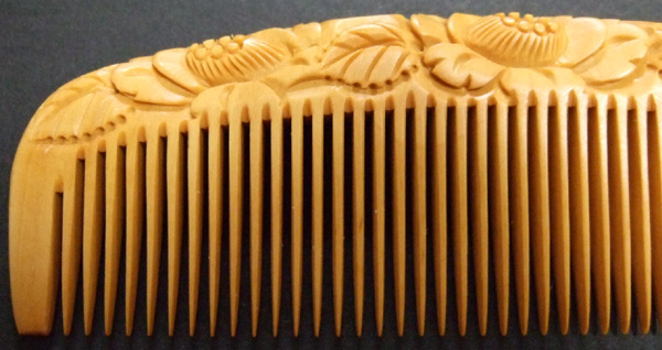 Carved boxwood comb-12cm -Camelia-(Japanese Tsubaki)